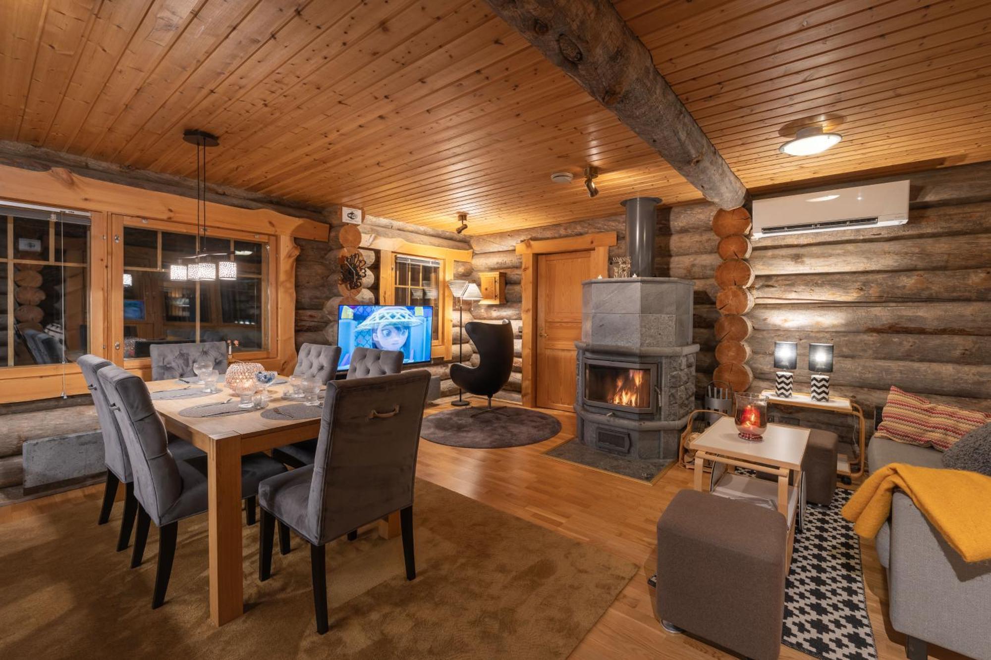 Kuukkeli Log Houses Villa Aurora "Pupula" Saariselkä Eksteriør billede